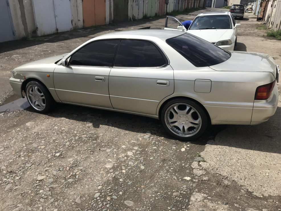 Toyota Vista 1997