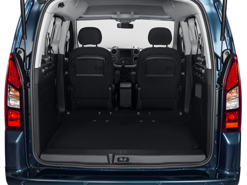 Компактвэн Peugeot partner Crossway