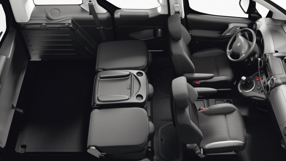 Peugeot partner Tepee 2014 салон