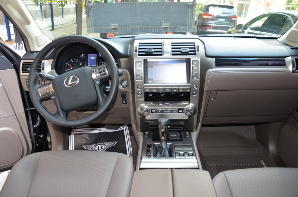 Lexus gx460 салон