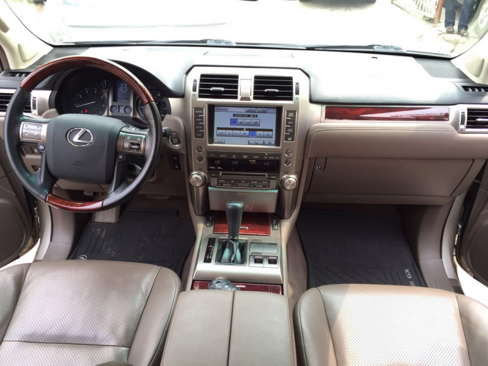 Lexus gx460 салон