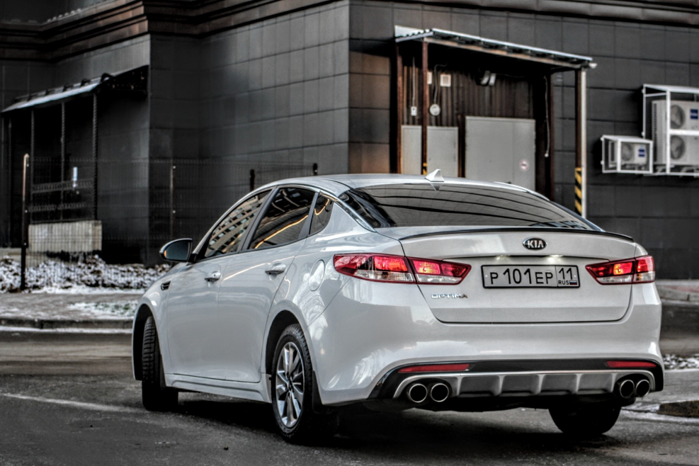 Kia Optima 4