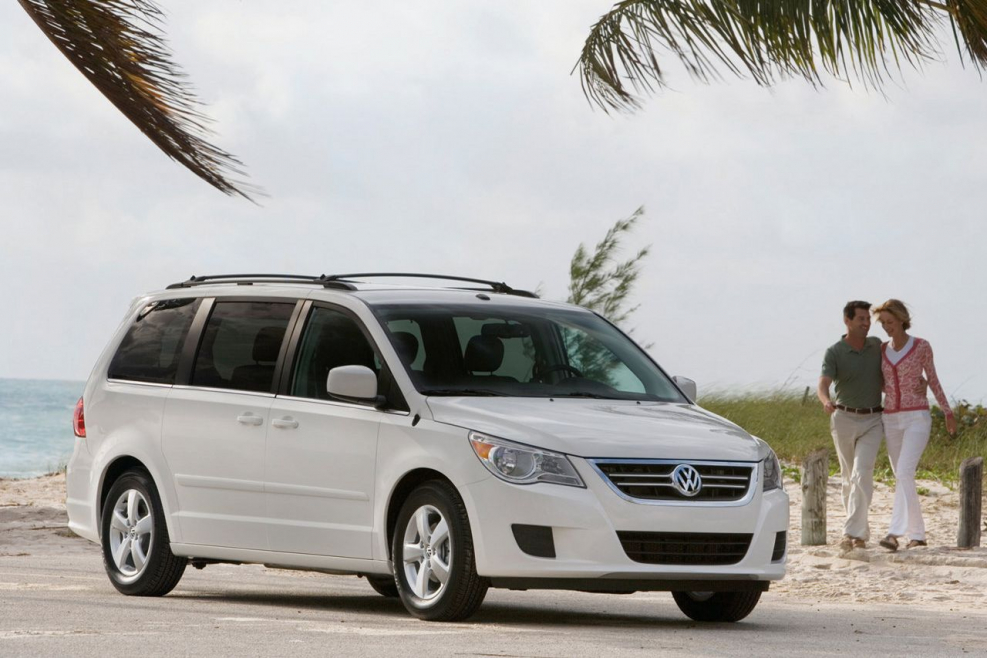 Volkswagen Routan / Viloran