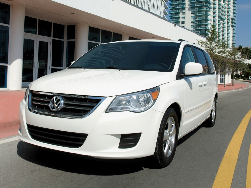 Volkswagen Routan / Viloran