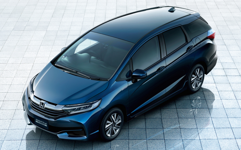 Honda Fit Shuttle Hybrid 2015