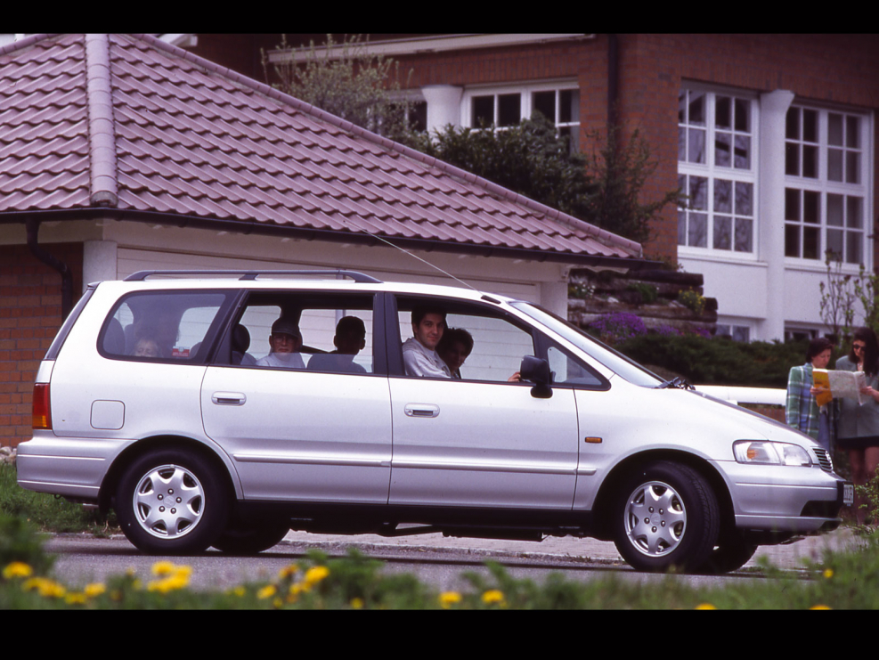 Honda Shuttle 2000