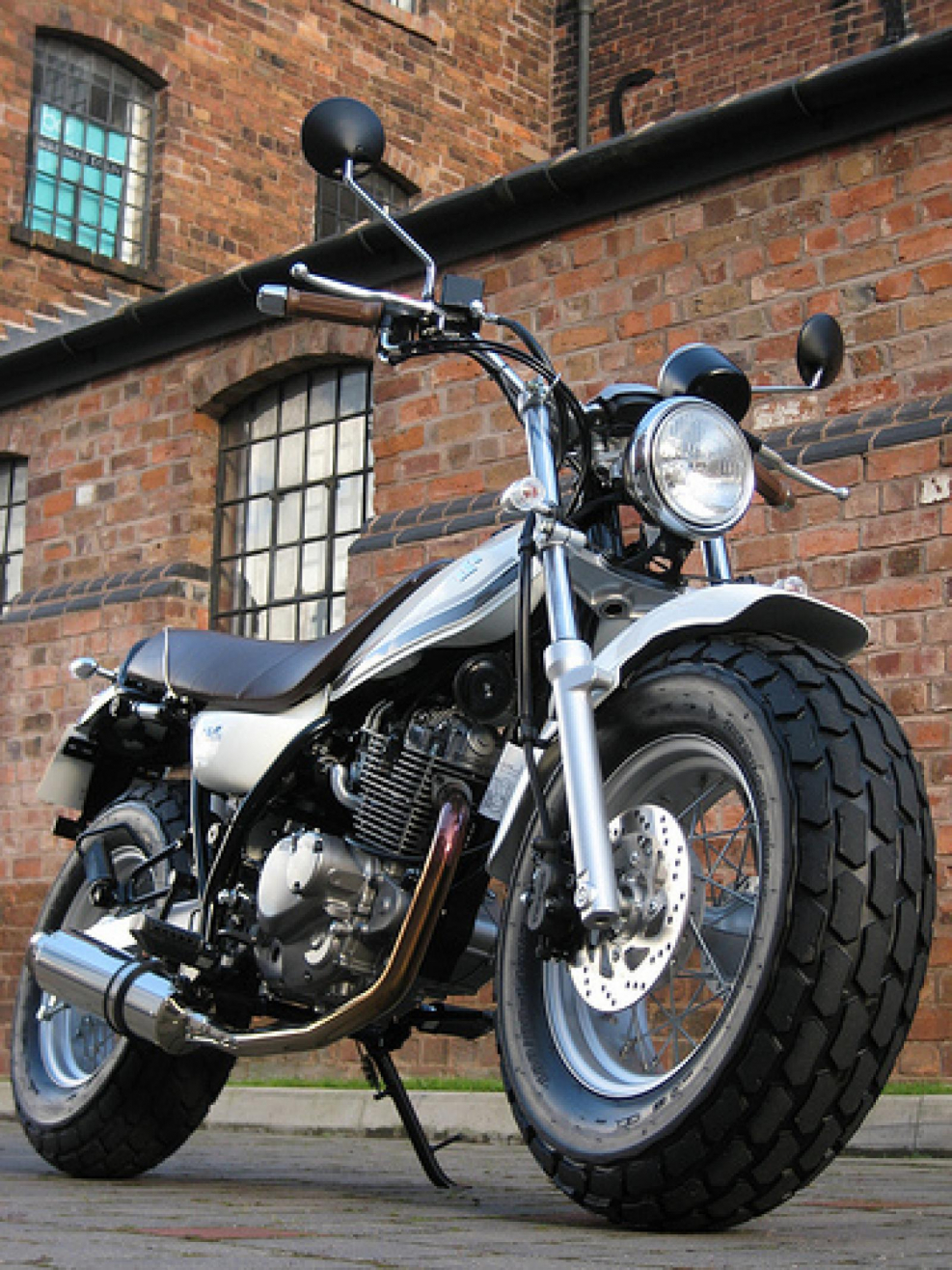 Suzuki van van 200 Custom