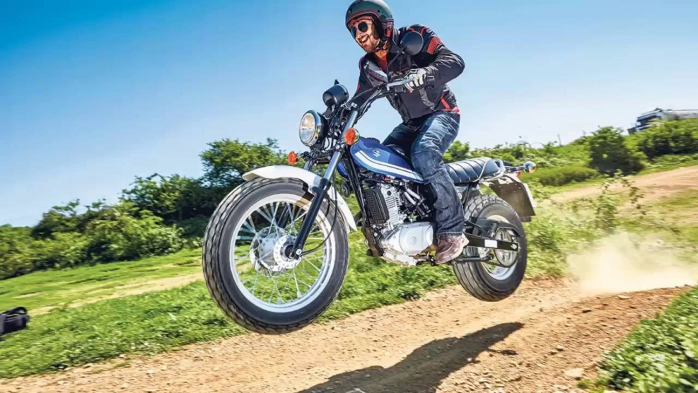 Suzuki van van 200 2017