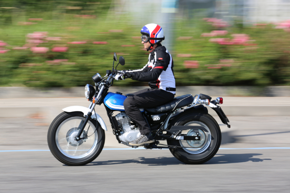 Suzuki VANVAN 200 С пассажиром