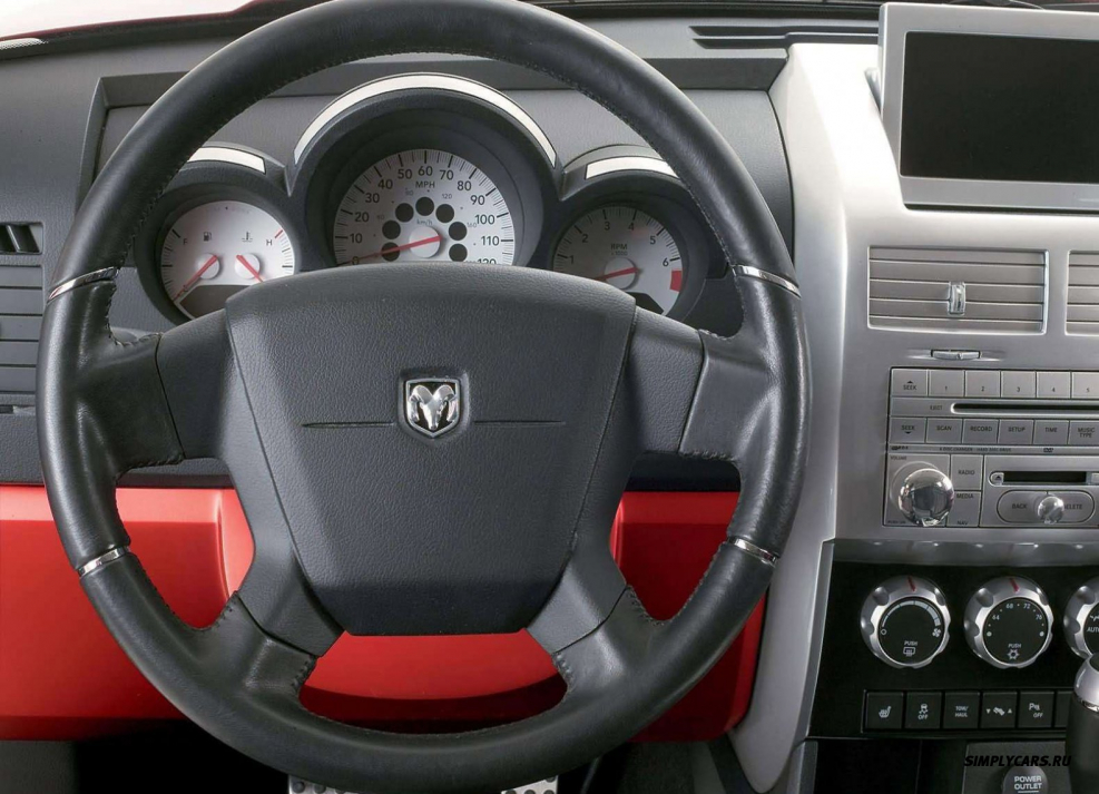 Dodge Nitro 2007 салон