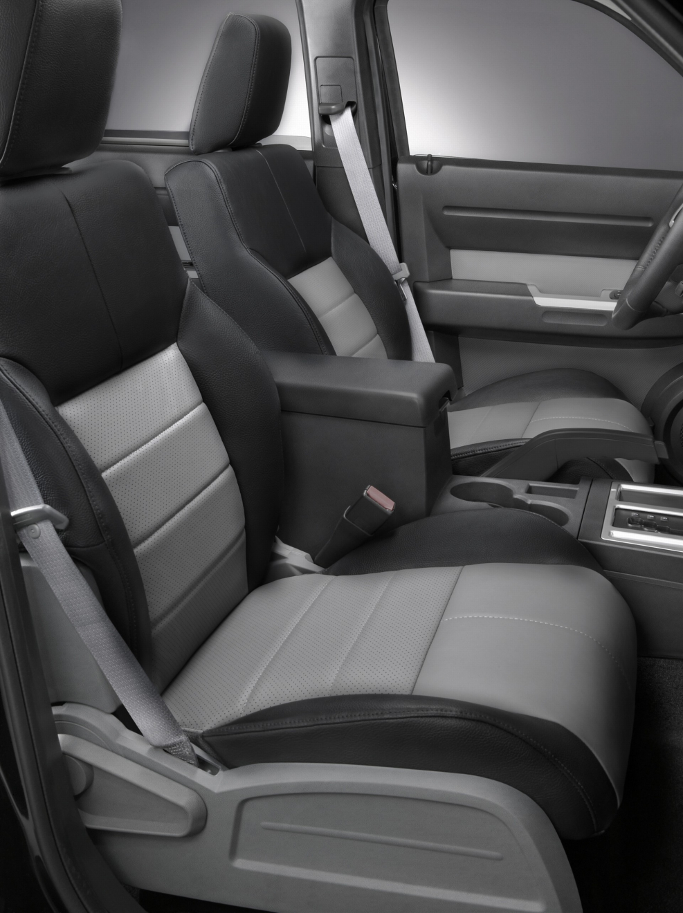 Dodge Nitro 2007 сиденья