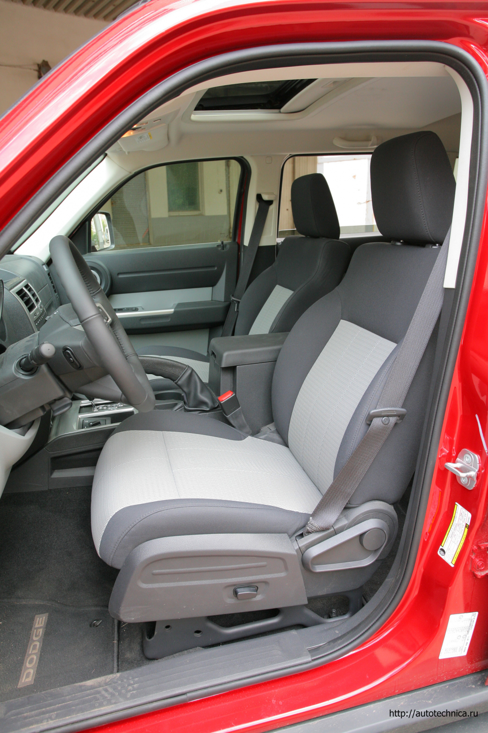Dodge Ram 1500 интерьер