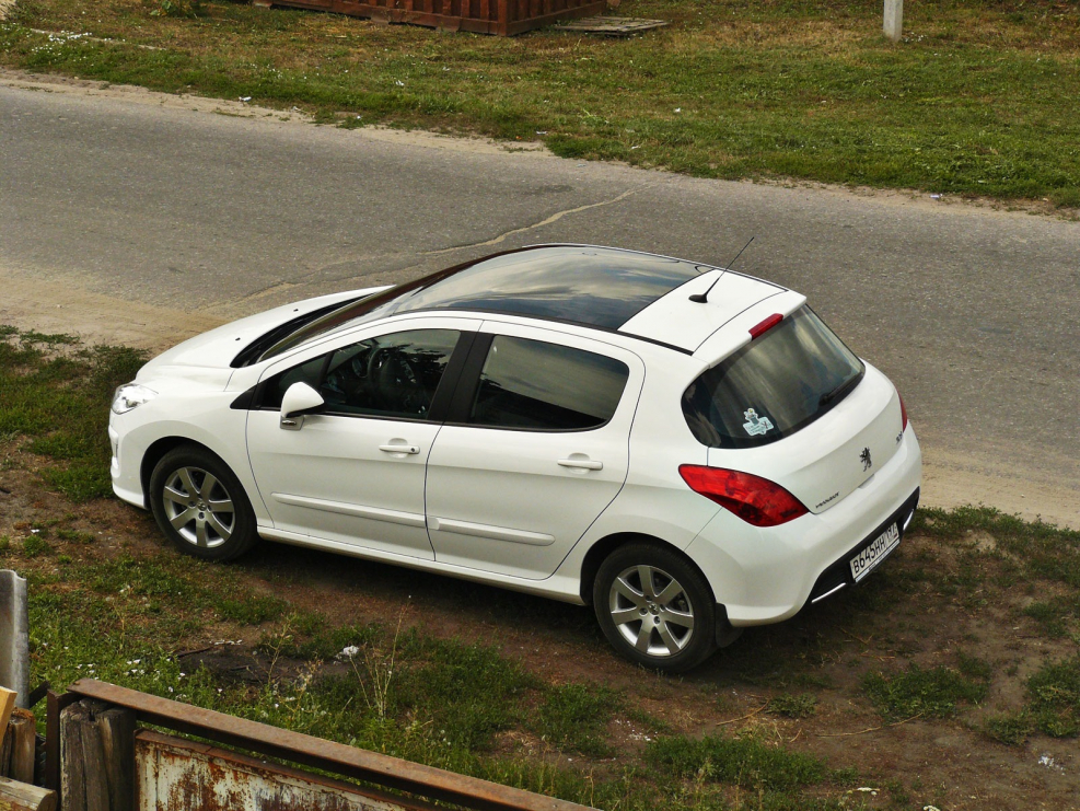 Peugeot 308 панорамная крыша