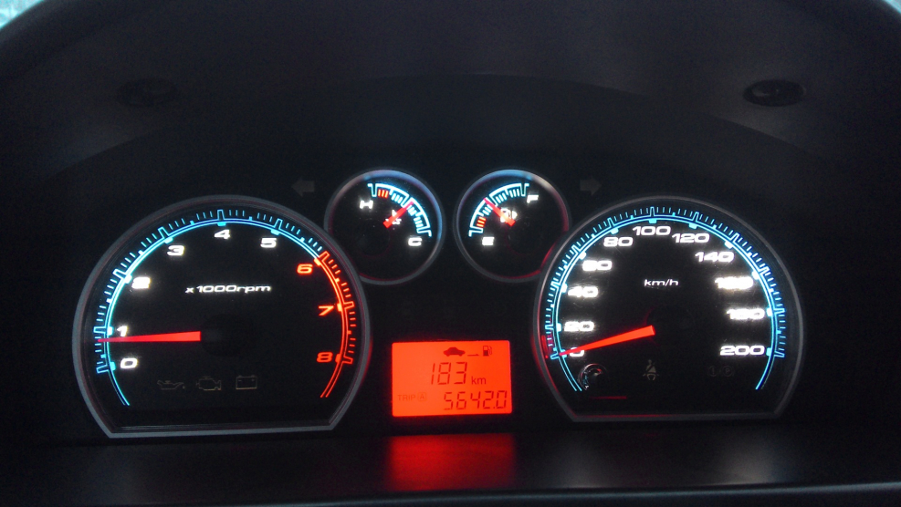 Chevrolet Aveo приборная панель
