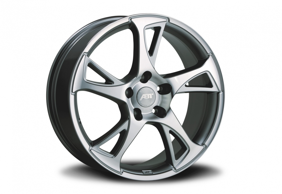 Диски r18 на Audi a8 d3