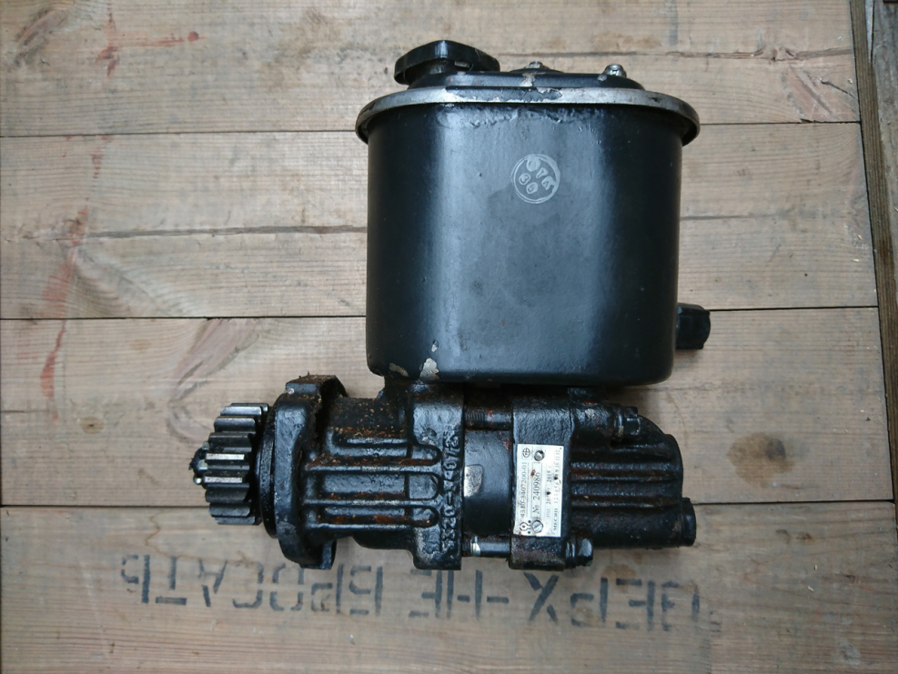 Насос КАМАЗ 4310-3407200