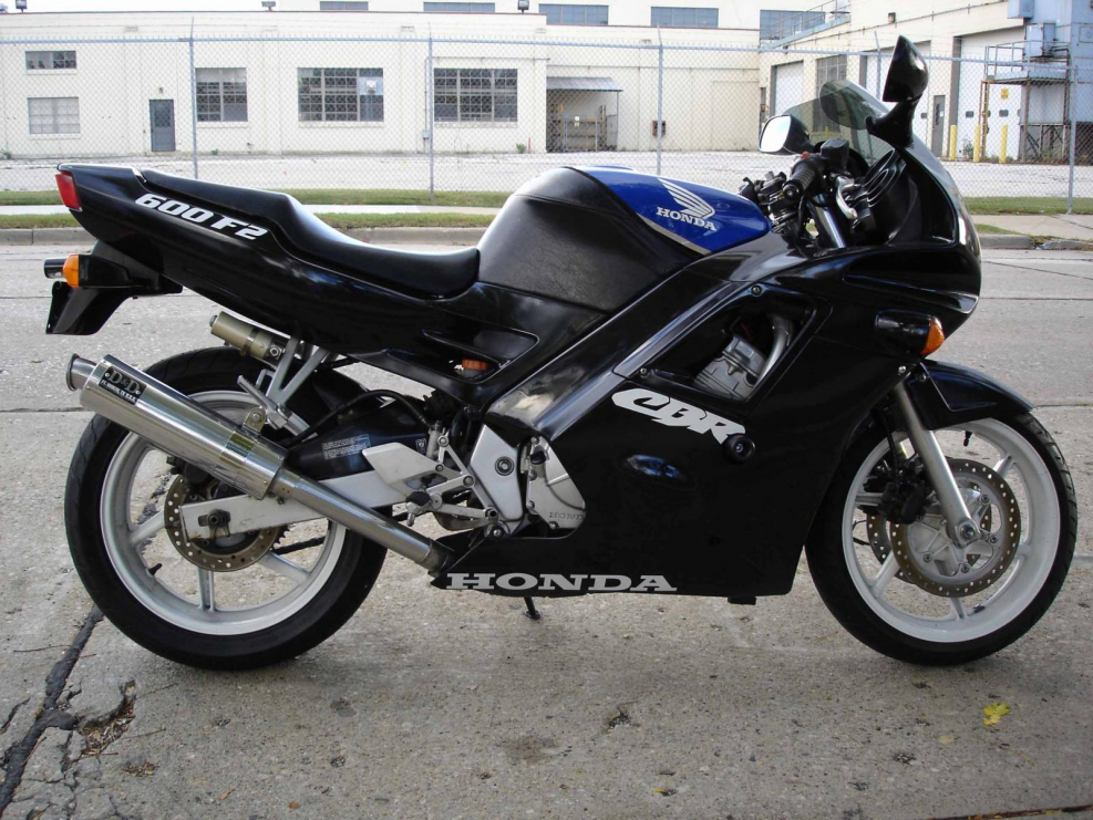 Хонда СБР 600 f2