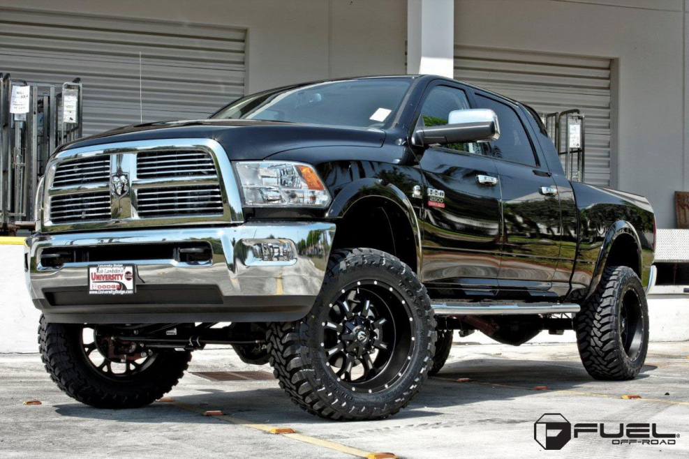 Dodge Ram 2500 тягач