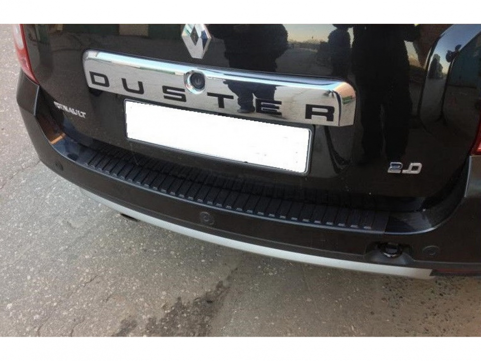 Накладка на бампер Renault Duster