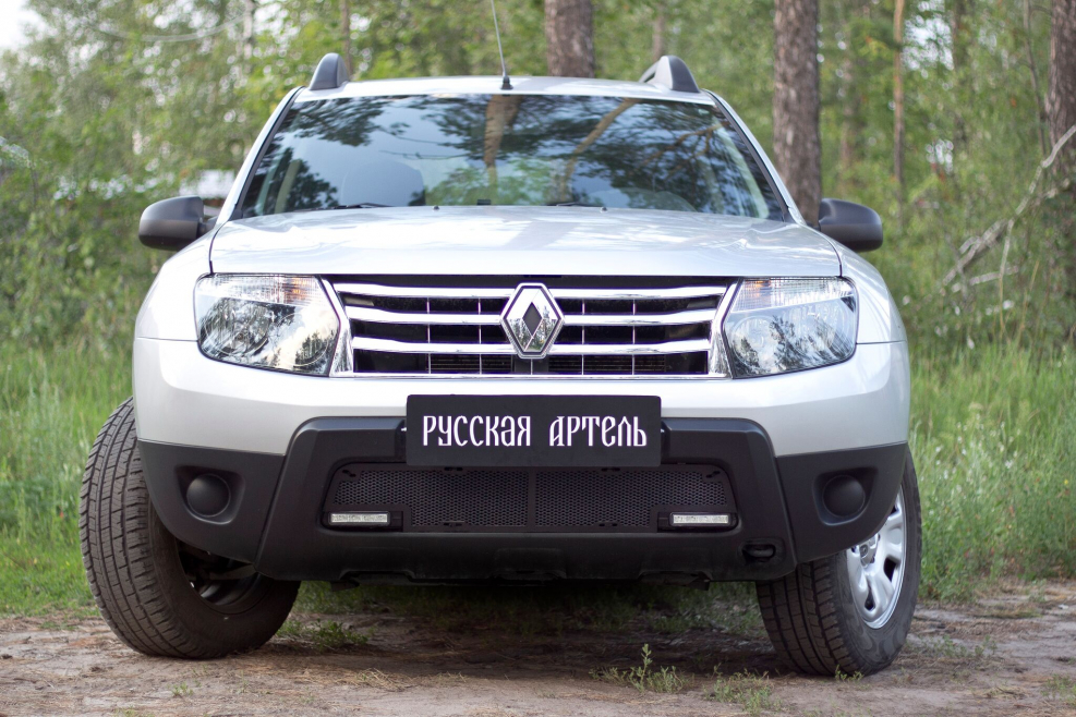 Renault Duster без переднего бампера