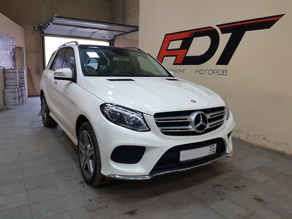 Мерседес-Бенц GLE 300 D