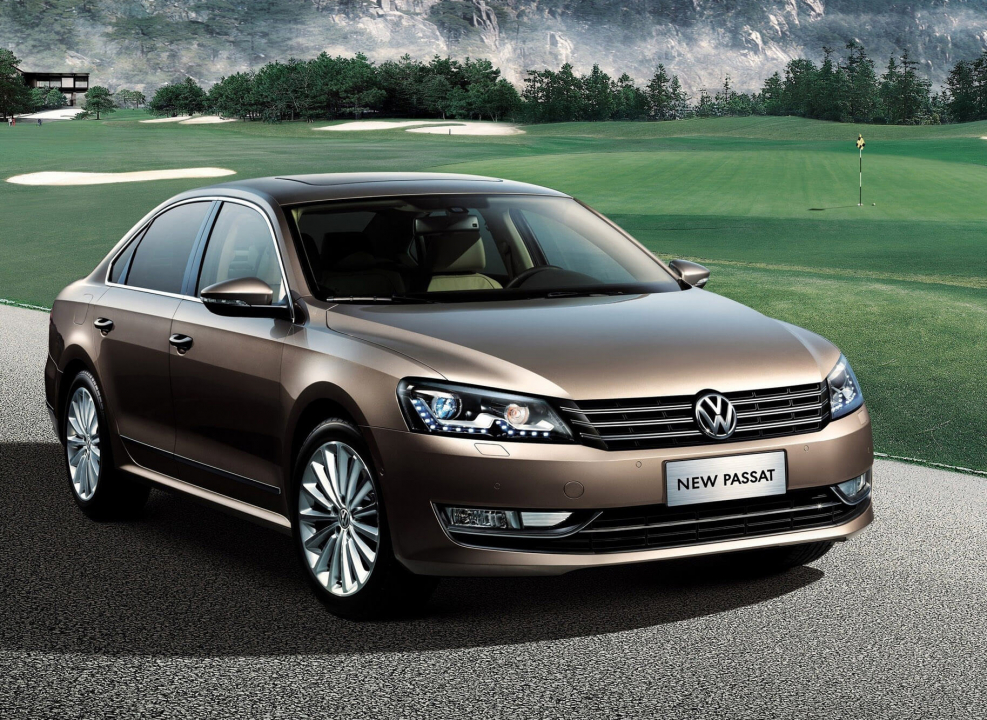 Машина Volkswagen Passat b7