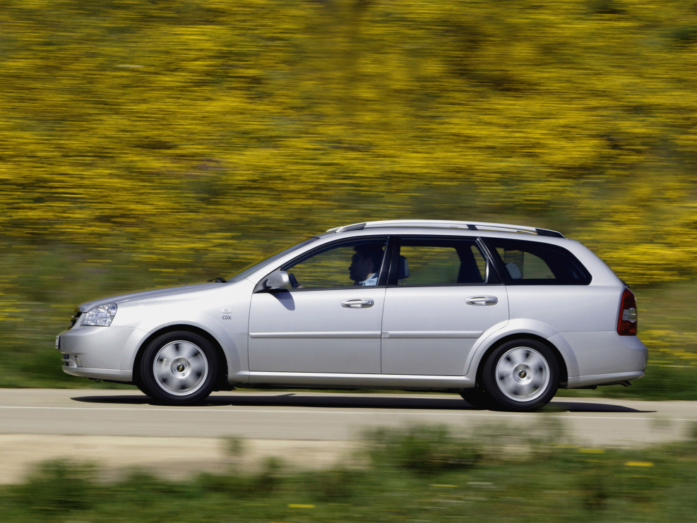 Chevrolet Lacetti 2011 универсал