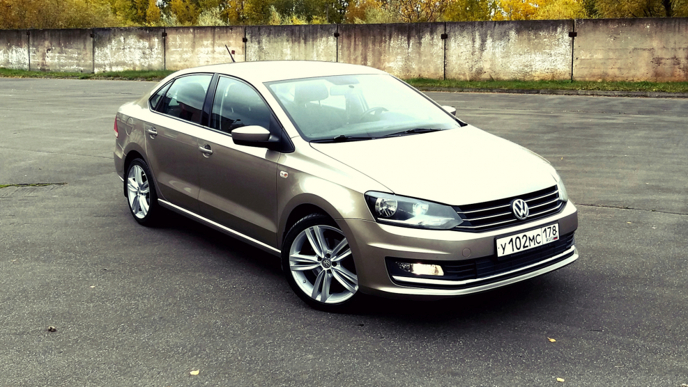 Polo sedan r17