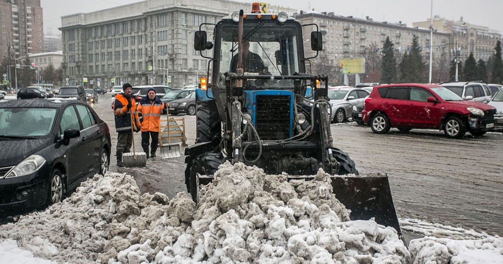 КДМ трактор