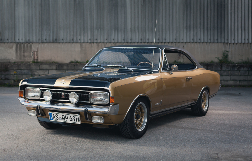Opel Commodore
