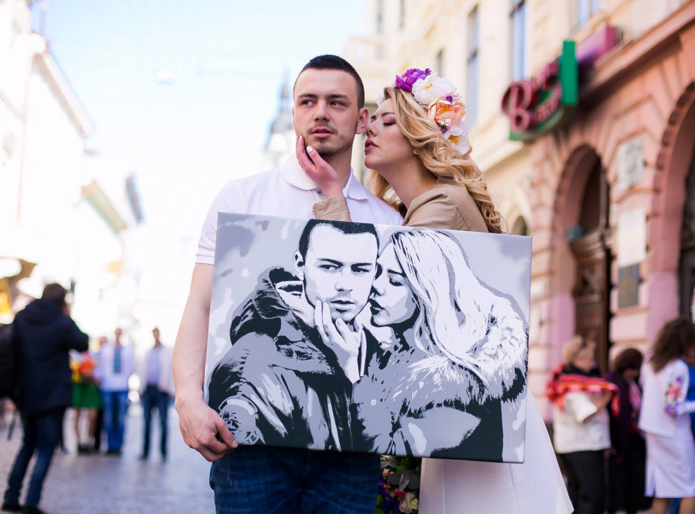 Портрет на холсте
