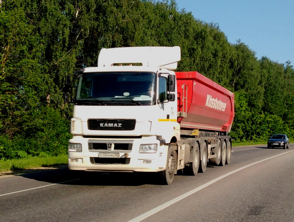 КАМАЗ 65206 С полуприцепом
