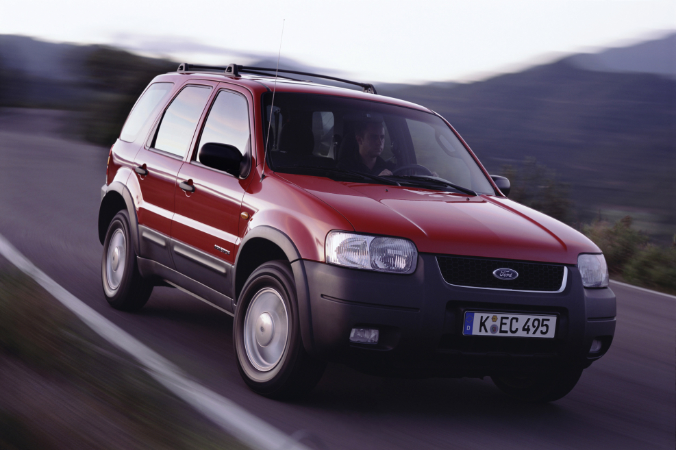 Ford Maverick drive2
