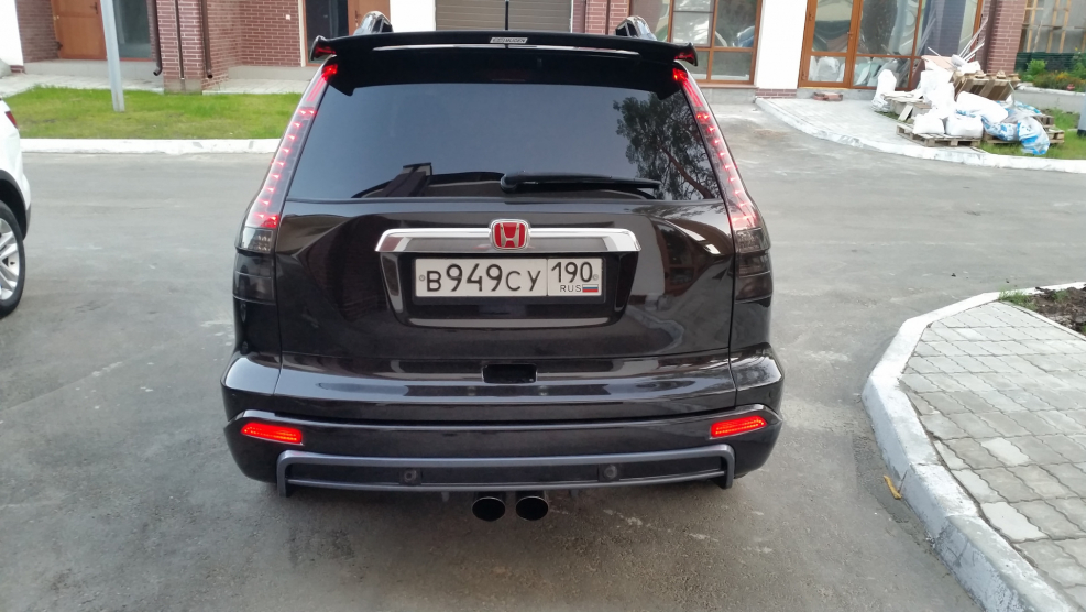 Двойной выхлоп Honda CR-V 3