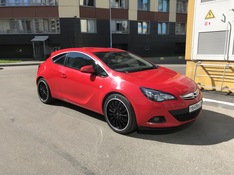 Opel Astra j красный