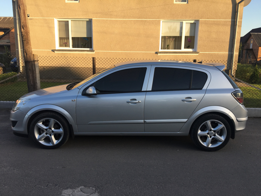 Opel Astra h диски r17