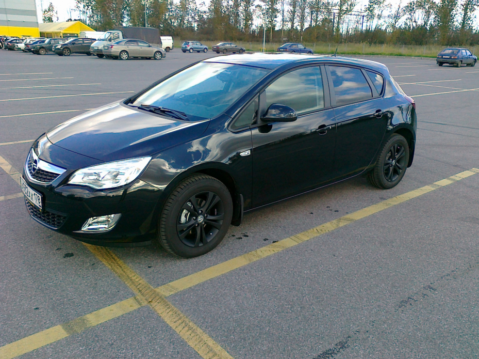 Opel Astra j r16