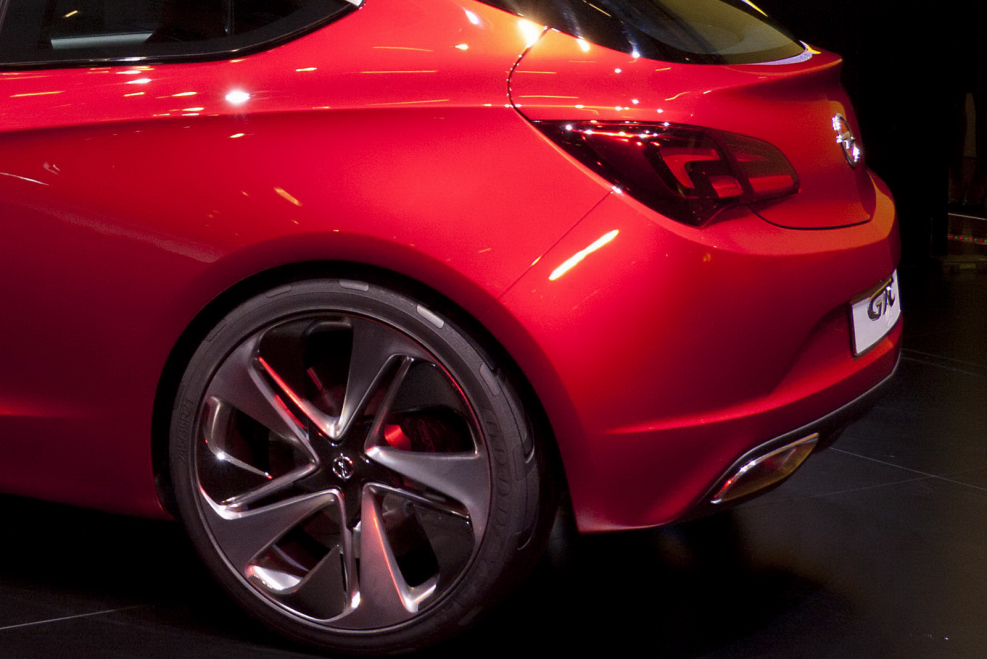 Opel Astra j GTC 20 колеса