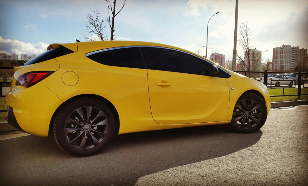 Opel Astra j GTC r17