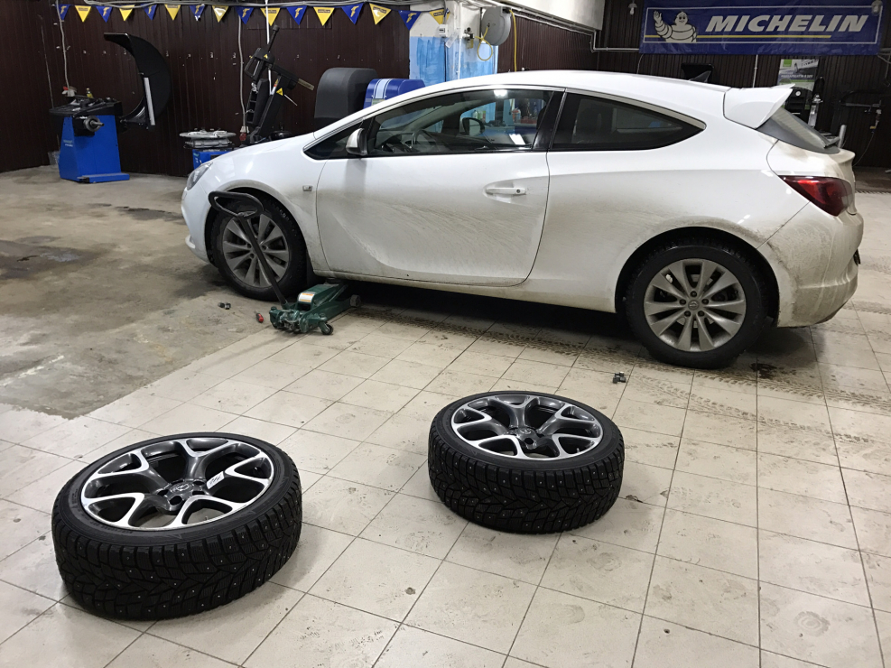 Opel Astra j GTC на 18 дисках -r19 -r20 -r21