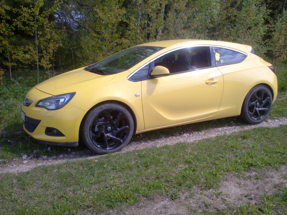 Opel Astra j GTC 20 диски