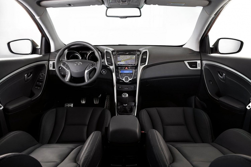 Hyundai i30 2012 салон