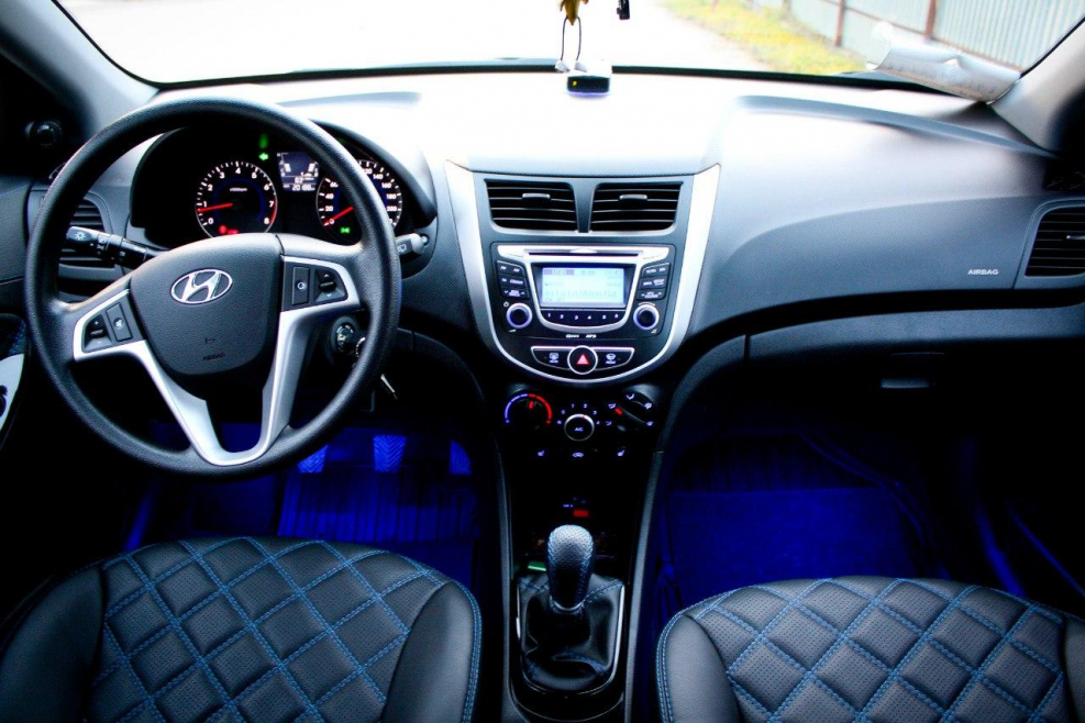 Hyundai Solaris 2016 салон
