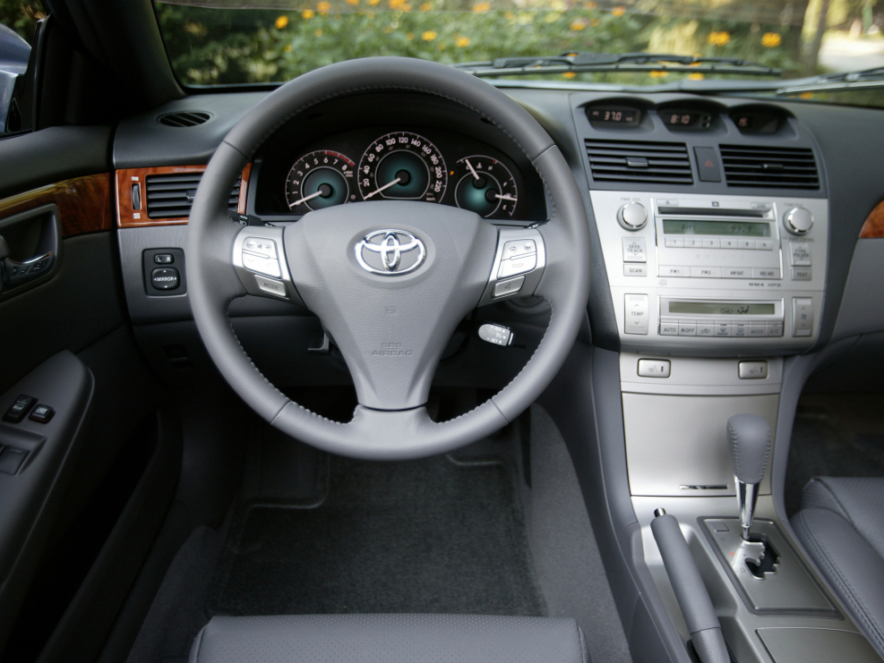 Toyota Camry 2007 салон