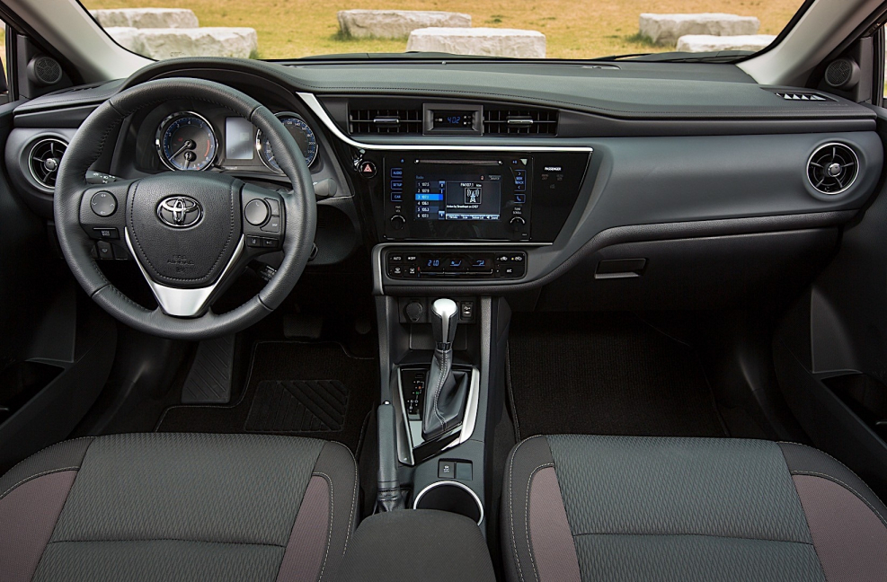 Toyota Corolla 2017 Interior