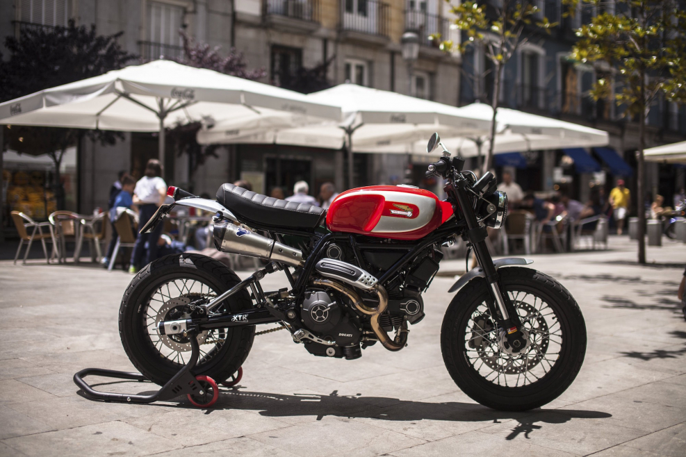 Moto Custom скремблер