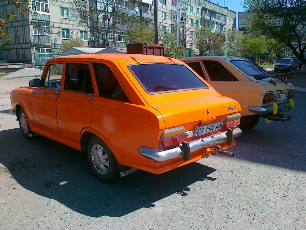 Москвич ИЖ 2125 Комби оранжевый