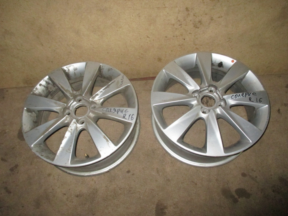Литой диск r16 Hyundai
