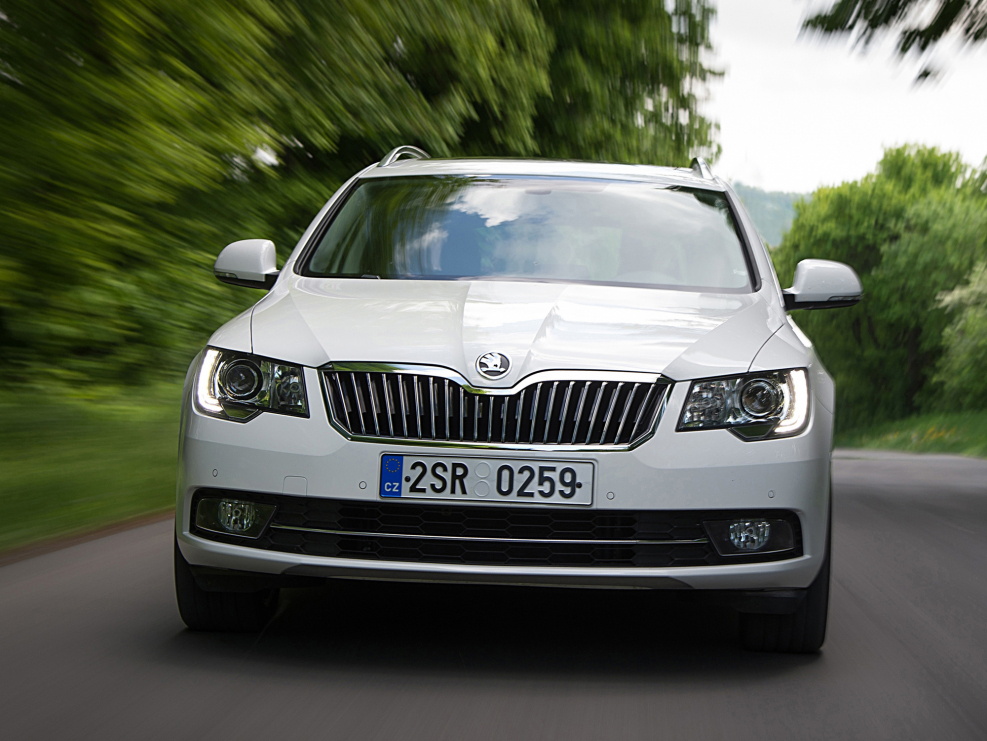Skoda Superb 2013 универсал