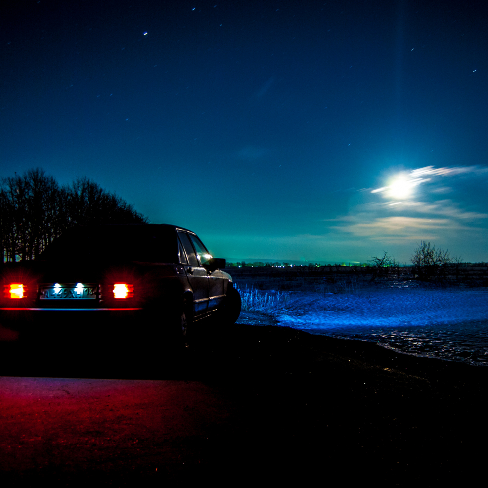 Mercedes Benz 190e Wallpaper ночью